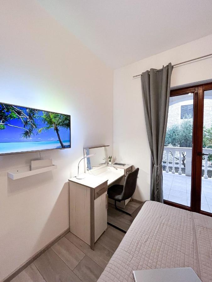 Apartments T&T Trogir Eksteriør billede