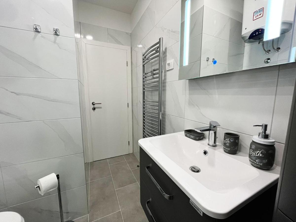 Apartments T&T Trogir Eksteriør billede